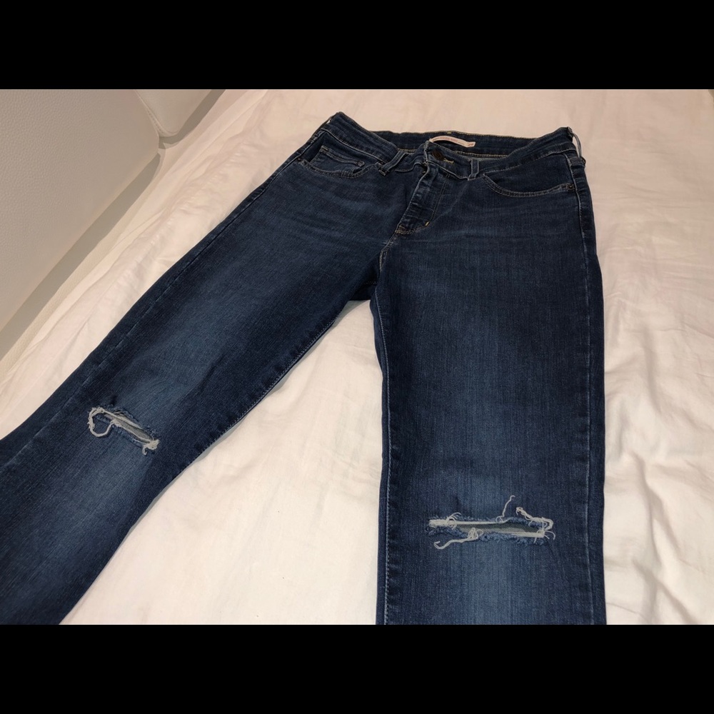 Levi Jeans - Picture 2 of 4